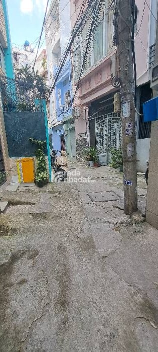 HẺM XE HƠI HOÀNG VĂN THỤ, TÂN BÌNH, 30M2 CÓ KẾT CẤU DỄ CẢI TẠO. GIẢM 350TR CHỈ CÒN 5T 