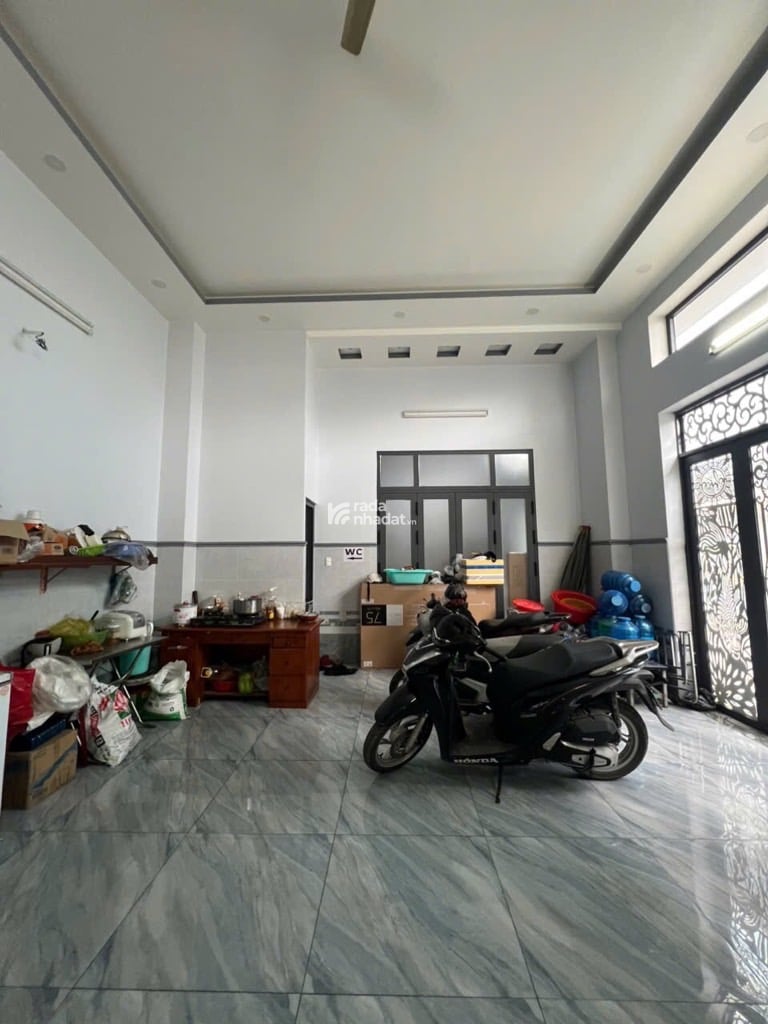 BÁN NHÀ MẶT TIỀN TỈNH LỘ 10 BÌNH TÂN 170M2 18.X TỶ 5 TẦNG KẾ KCN POUYUEN 