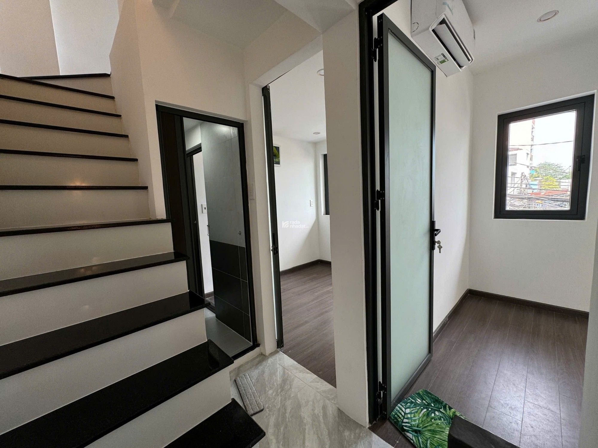 Nhà HXH 8m Huỳnh Thiện Lộc, 28m2, 3 tầng, 3PN, chỉ 4.68 tỷ TL, Nhà đẹp