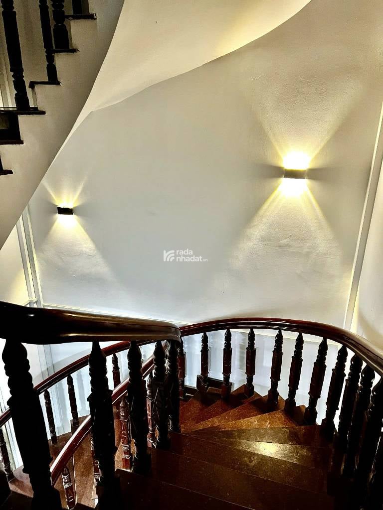 Ngay Vòng Xoay Lăng Cha Cả, Sát Sân Bay- Hẻm 8M-6 Tầng- Cộng Hòa-Tân Bình-DT: 4*26m- 19 Tỷ