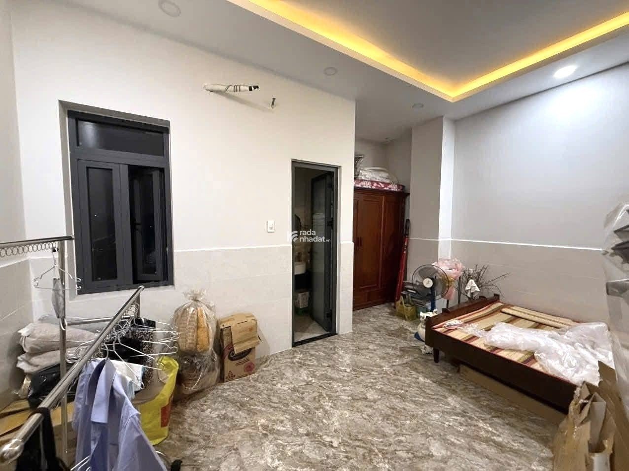  NHÀ 3 TẦNG KIÊN CỐ – GẦN LÀNG ĐẠI HỌC, DĨ AN – CHỈ NHỈNH 5 TỶ Vị trí vàng trung tâm Dĩ An –