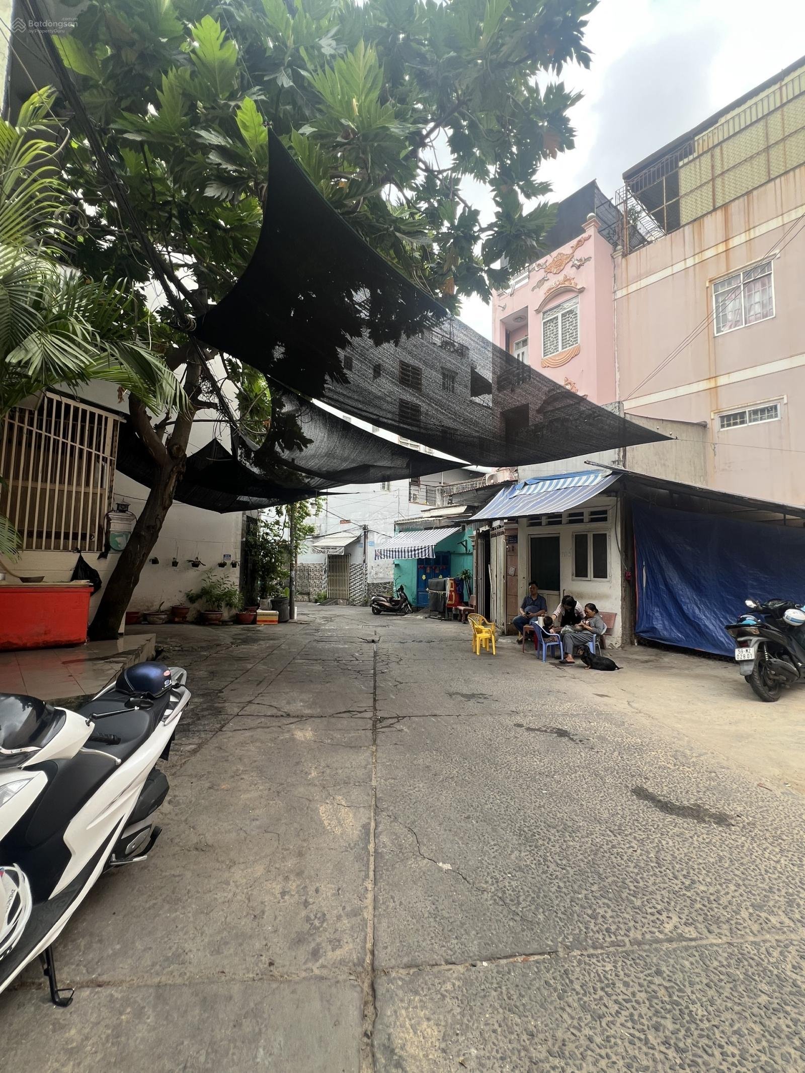 SÁT TÂN BÌNH, HẺM XE HƠI HOÀNG XUÂN NHỊ, TÂN PHÚ, 37M2 NGANG HIẾM CÓ. GIẢM 550TR CHỈ 5.3T TL TỐT