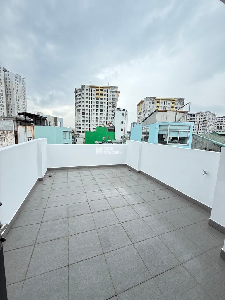 SIÊU PHẨM 5 TẦNG ĐẸP GIÁP QUẬN 10 KHU LỮ GIA - 39M2 - MUA CHỈ VIỆC DỌN VÀO Ở - SỔ 2025 CHUẨN 