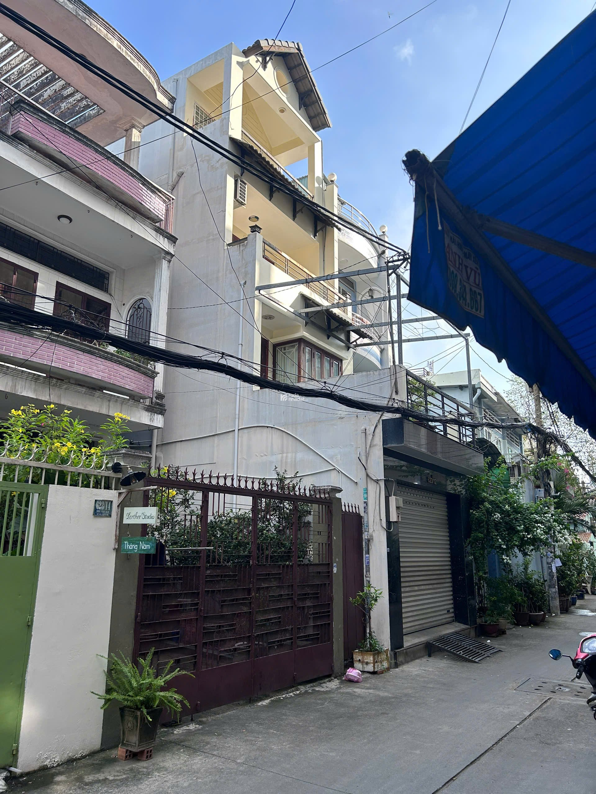 BÁN NHÀ PHỐ HẺM XE HƠI CMT8, QUẬN 10 -  DT 4.2 X 16M -  GIÁ CHỈ 18 TỶ