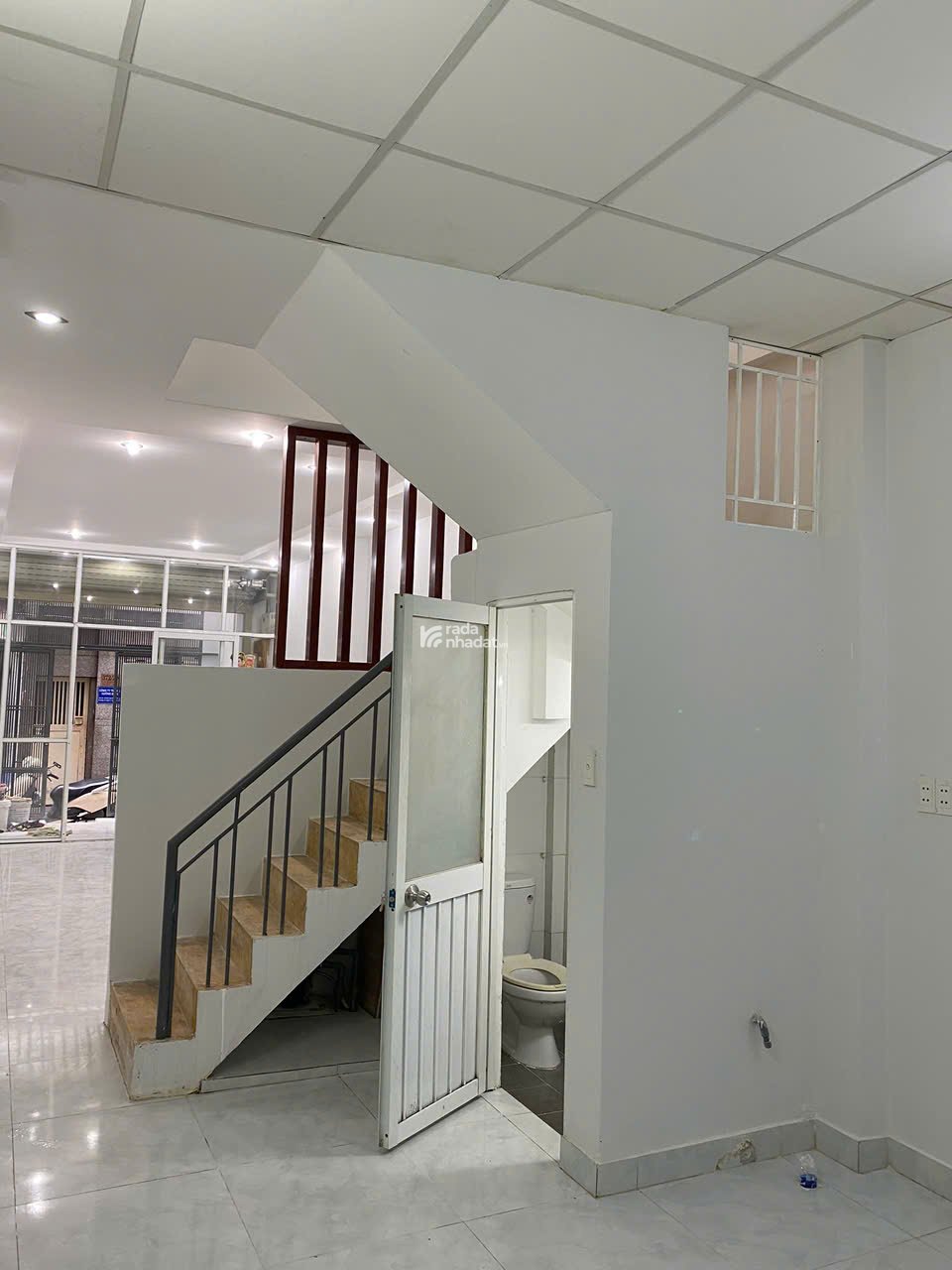 Bán nhà HXH đường CMT8 quận 3 dt( 3,5 x 13m) giá 11 tỷ