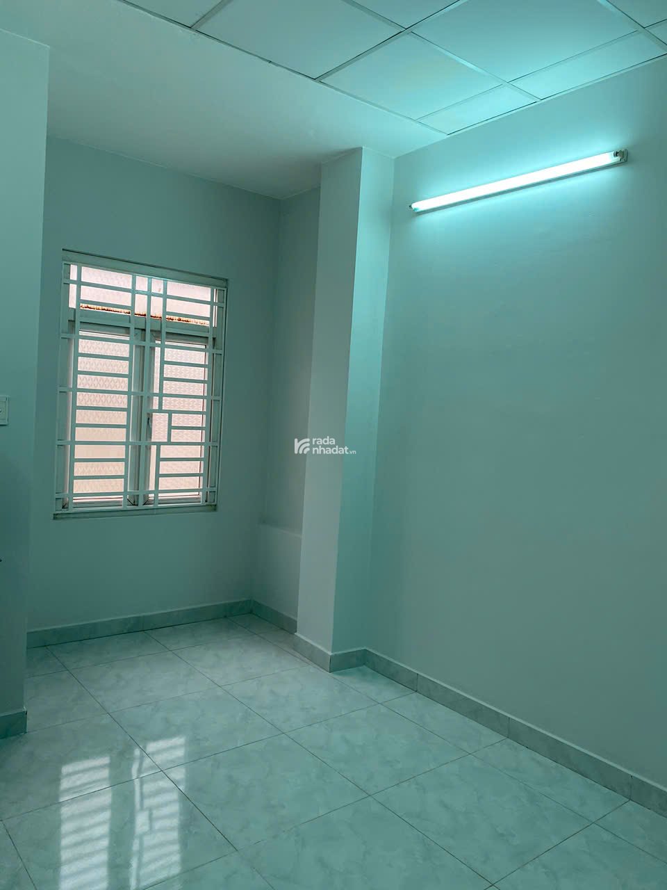 Bán nhà HXH đường CMT8 quận 3 dt( 3,5 x 13m) giá 11 tỷ