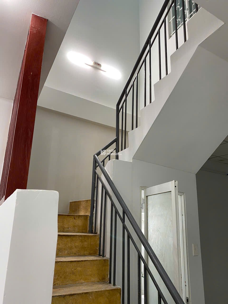 Bán nhà HXH đường CMT8 quận 3 dt( 3,5 x 13m) giá 11 tỷ