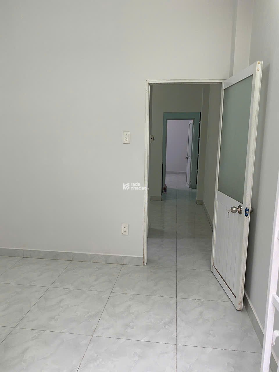Bán nhà HXH đường CMT8 quận 3 dt( 3,5 x 13m) giá 11 tỷ