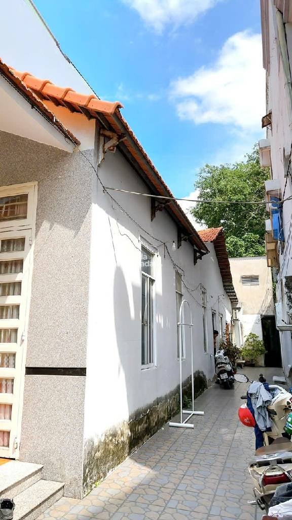 ÂU CƠ TÂN SƠN NHÌ TÂN PHÚ DT:  8X30 - XE TẢI TRÁNH- 22 TỶ 5 