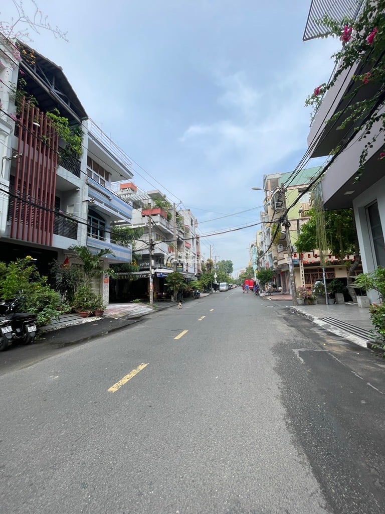 1 ĐỜI CHỦ TRANG BÌA NHANH MỚI MUA ĐẤT TẶNG NHÀ 4 LẦU - MẶT TIỀN ĐƯỜNG 10M GẦN LÃNH BINH THĂNG