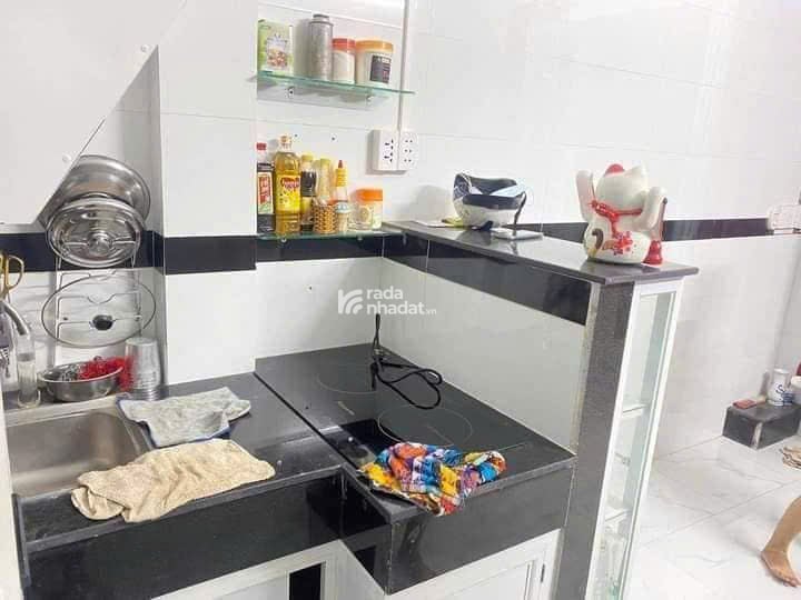 Nhà 3 lầu - sổ riêng - sân xe máy yên tĩnh -cạnh Trần Xuân Soạn Q7 - nhỉnh 2T còn TL