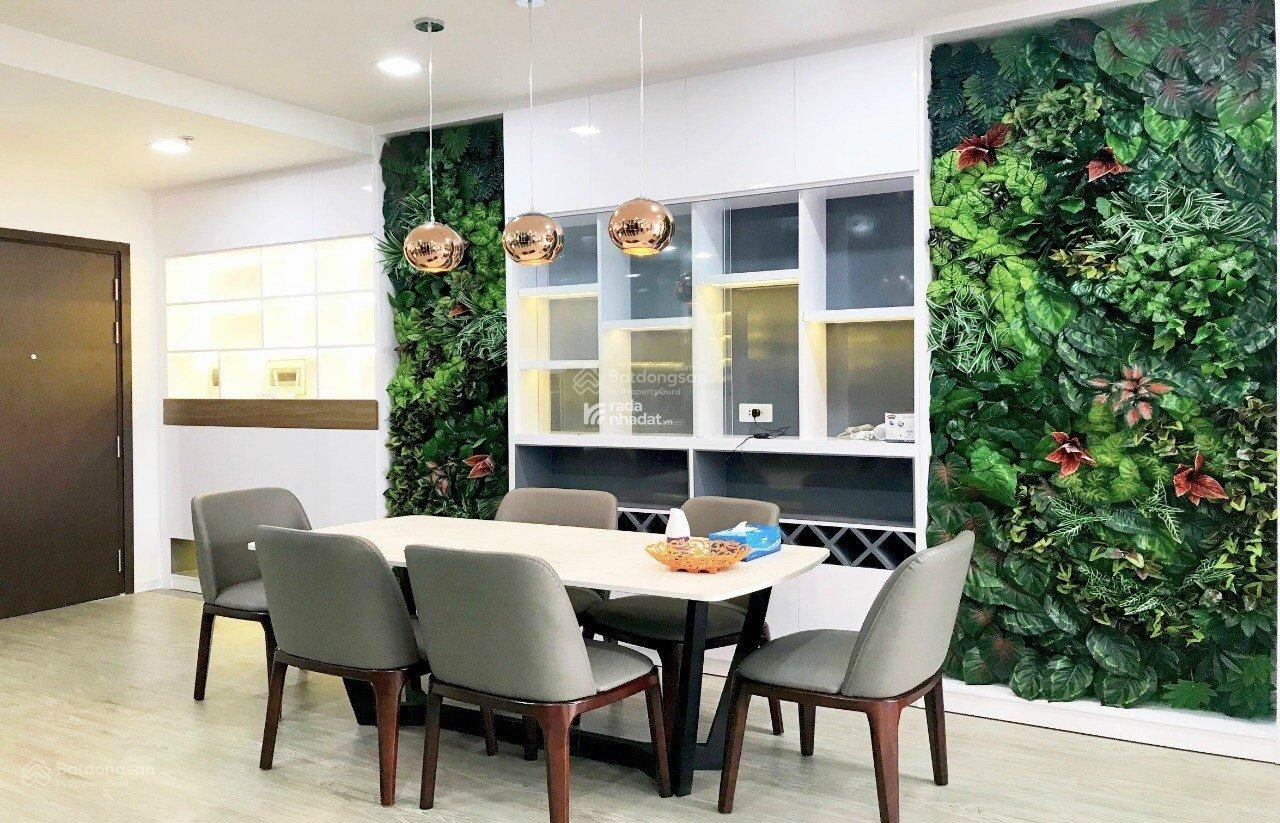 Cho thuê CHCC Kingdom 101, Quận 10. DT 73m2 2PN 2WC. Giá 16 triệu ( có nhà tróng và full nội thất )