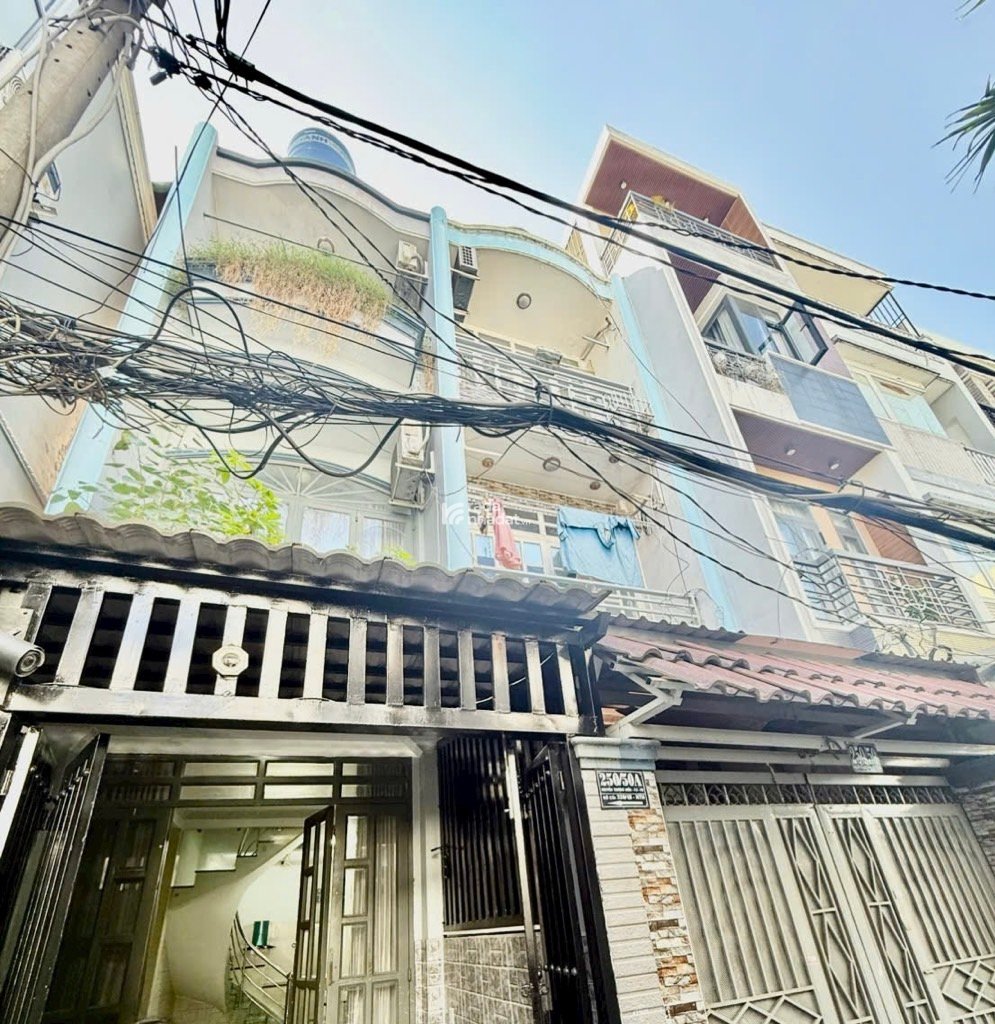 SIÊU RẺ VÀ ĐẸP. NGUYỄN THƯỢNG HIỀN, PHÚ NHUẬN, 4 TẦNG CÓ KC Ở NGAY. GIẢM 350TR CHỈ CÒN 5.5T TL 