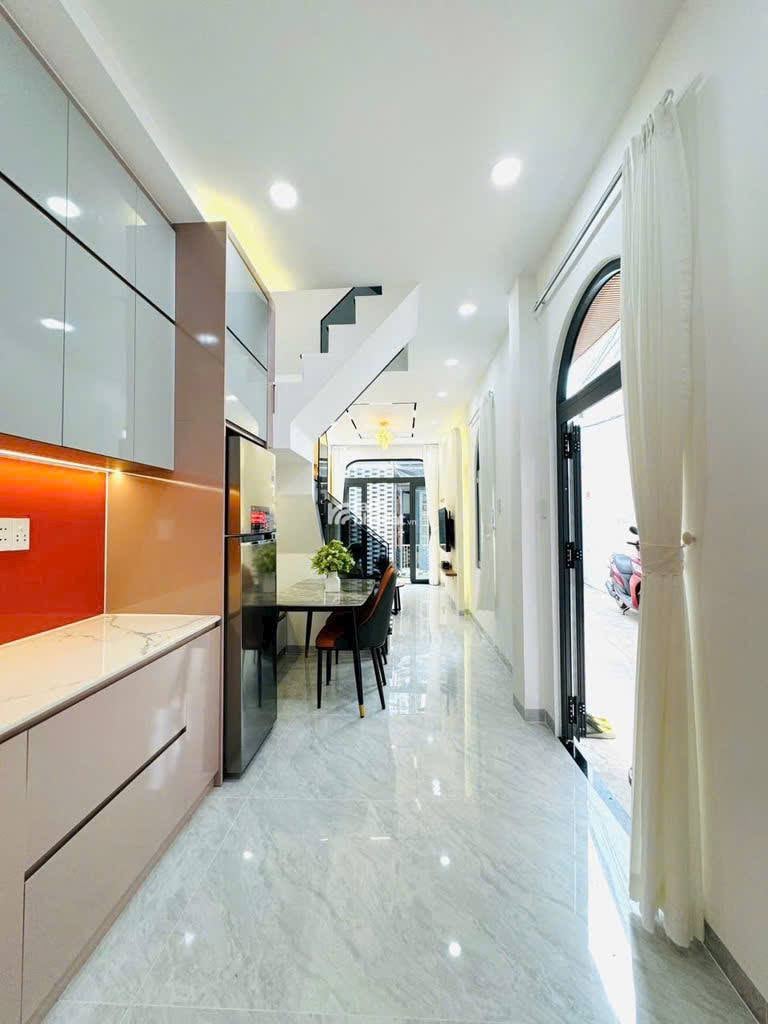 SIÊU PHẨM SIÊU HIẾM CHỈ 4.5 TỶ CÓ NHÀ 3 TẦNG 3 PN BÙI ĐÌNH TÚY 
