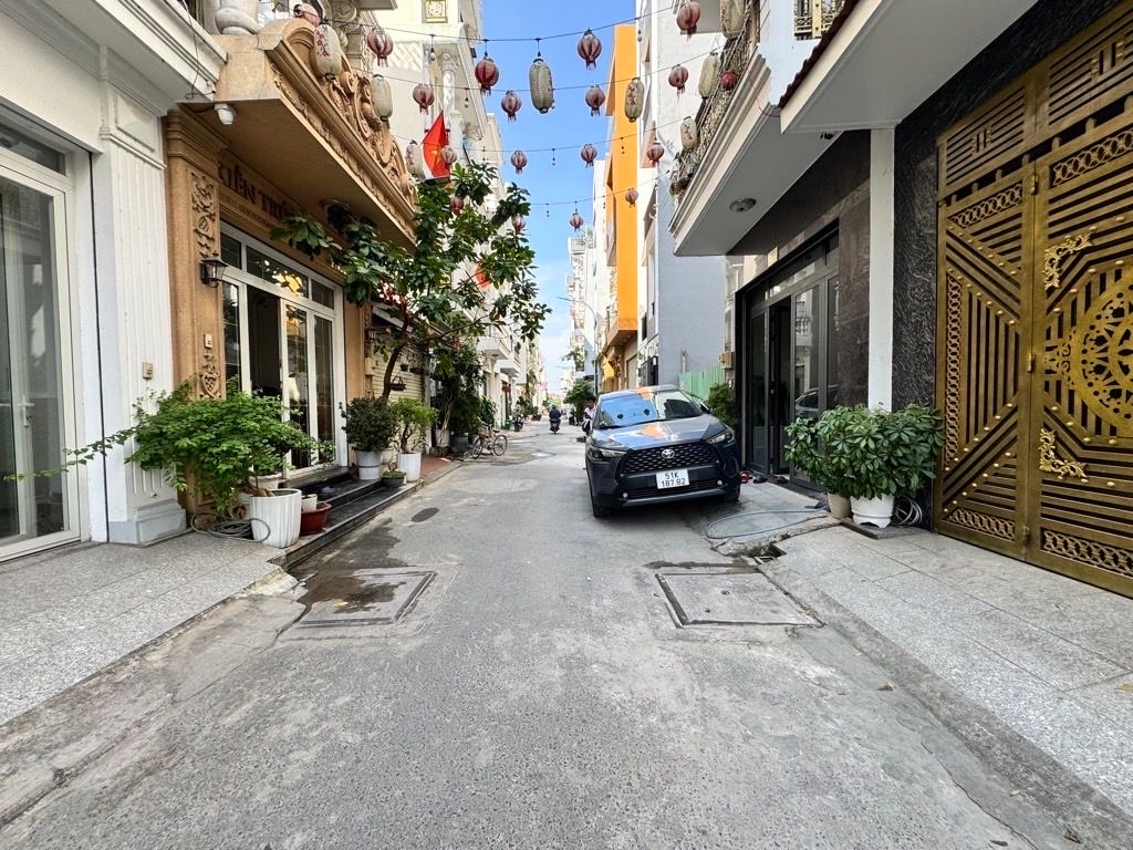 HIẾM 4TẦNG BTCT - KHU PHÂN LÔ ĐỒNG BỘ - 4PN - HẺM NHỰA 6M Ô TÔ THÔNG - 4X14 