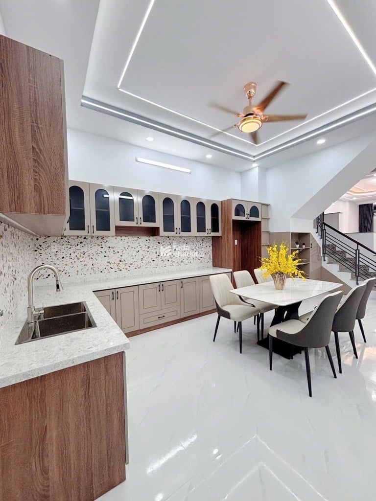 HƯƠNG LỘ 2 - GIÁP TÂN PHÚ - NHÀ MỚI ĐẸP 3 TẦNG - 60M2 - 4x15M - SỔ ĐẸP HOÀN CÔNG ĐỦ - HẺM ĐẸP XE TẢ