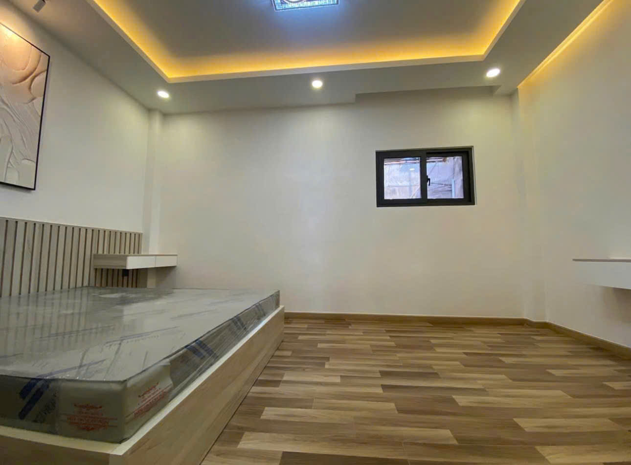 Duy Nhất Căn Nhà Đẹp 2 Tầng, Gần Chợ Phạm Văn Hai, Tân Bình - SHR - 3 Tỷ 150/62m2