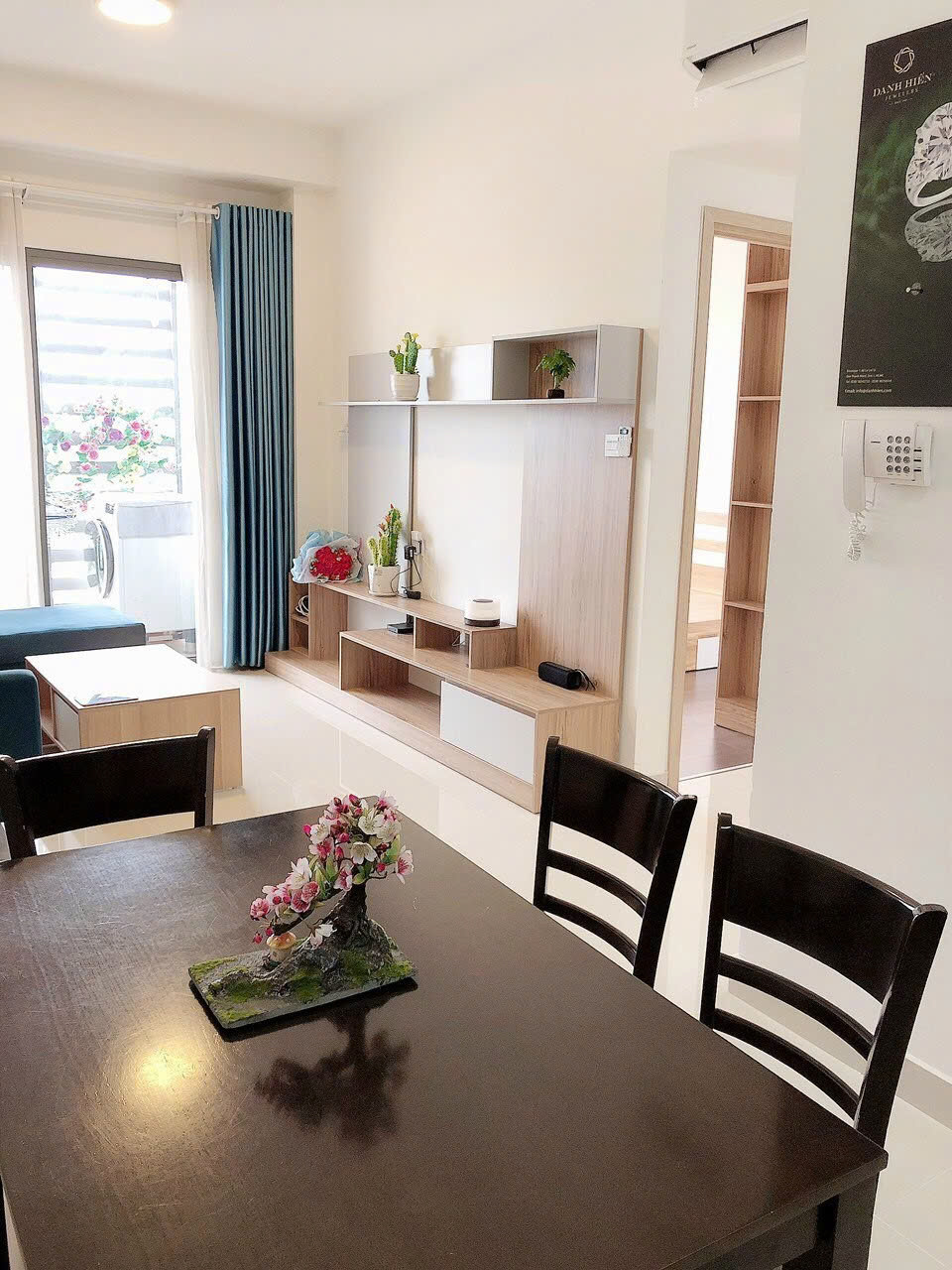 Bán căn 1PN 6,15 tỷ tại The Sun Avenue, 56m2, full nội thất, đã có sổ hồng, vào ở ngay