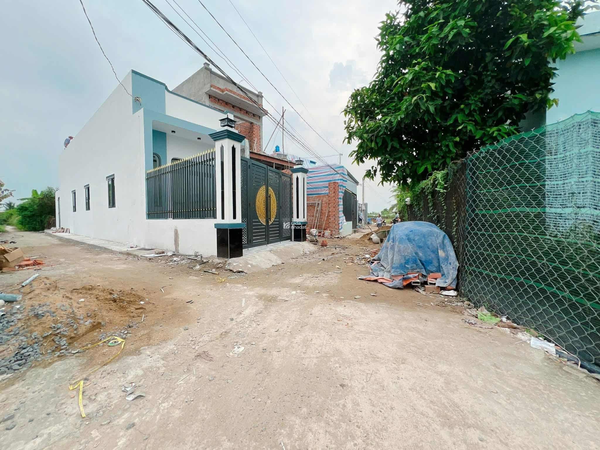 Cần bán nhà cấp 4 mới tinh vừa hoàn thiện xong 