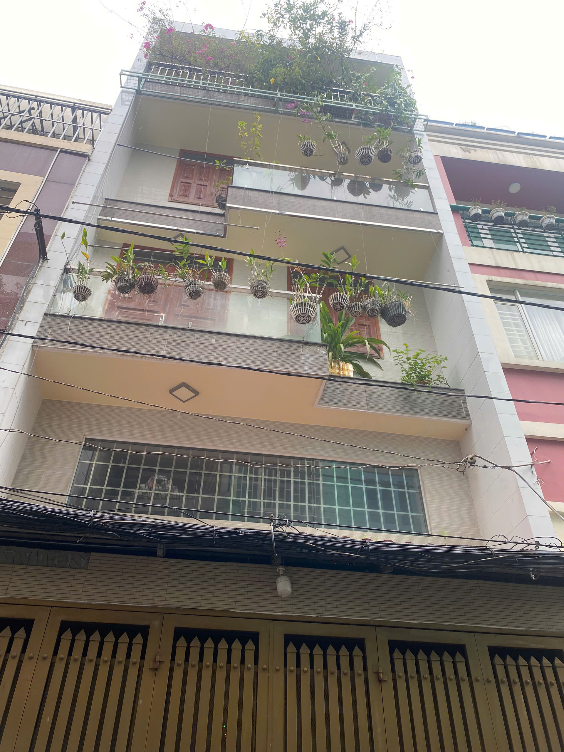 BÁN NHÀ KHU LÝ THƯỜNG KIỆT  TÂN BÌNH  NGANG 5.4M  3 TẦNG  ST  16.5 TỶ