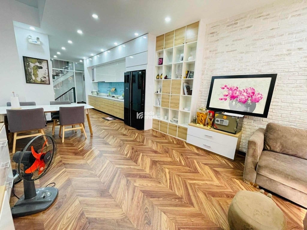 6 TẦNG BTCT - ĐIỆN BIÊN PHỦ-P.1-Q.3- DT: 4*14.5M- 15 TỶ 95