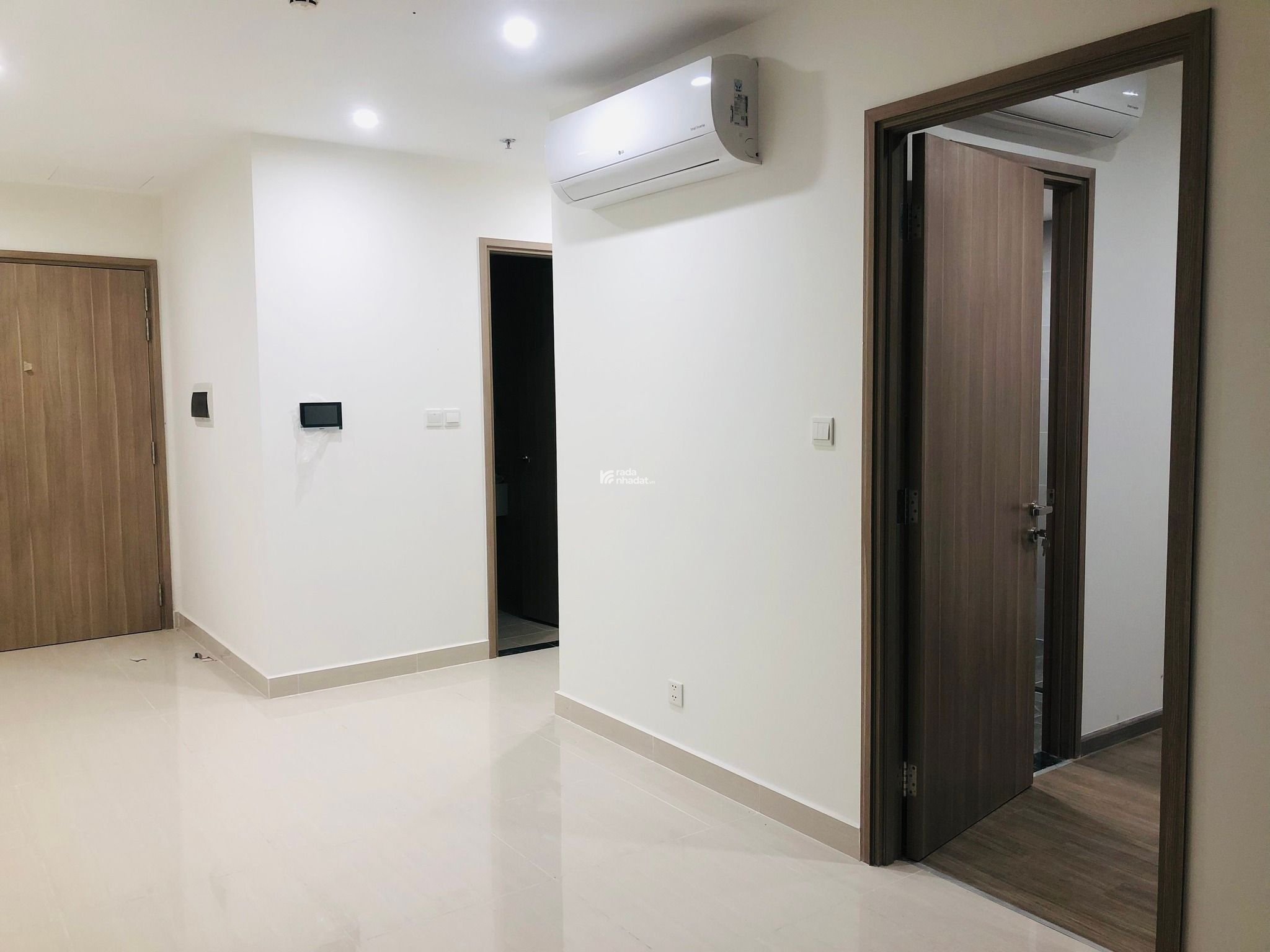 Bán gấp căn hộ Vincom 3PN tặng nội thất đẹp View công viên 23/9 đường Đồng Khởi, Quận 1