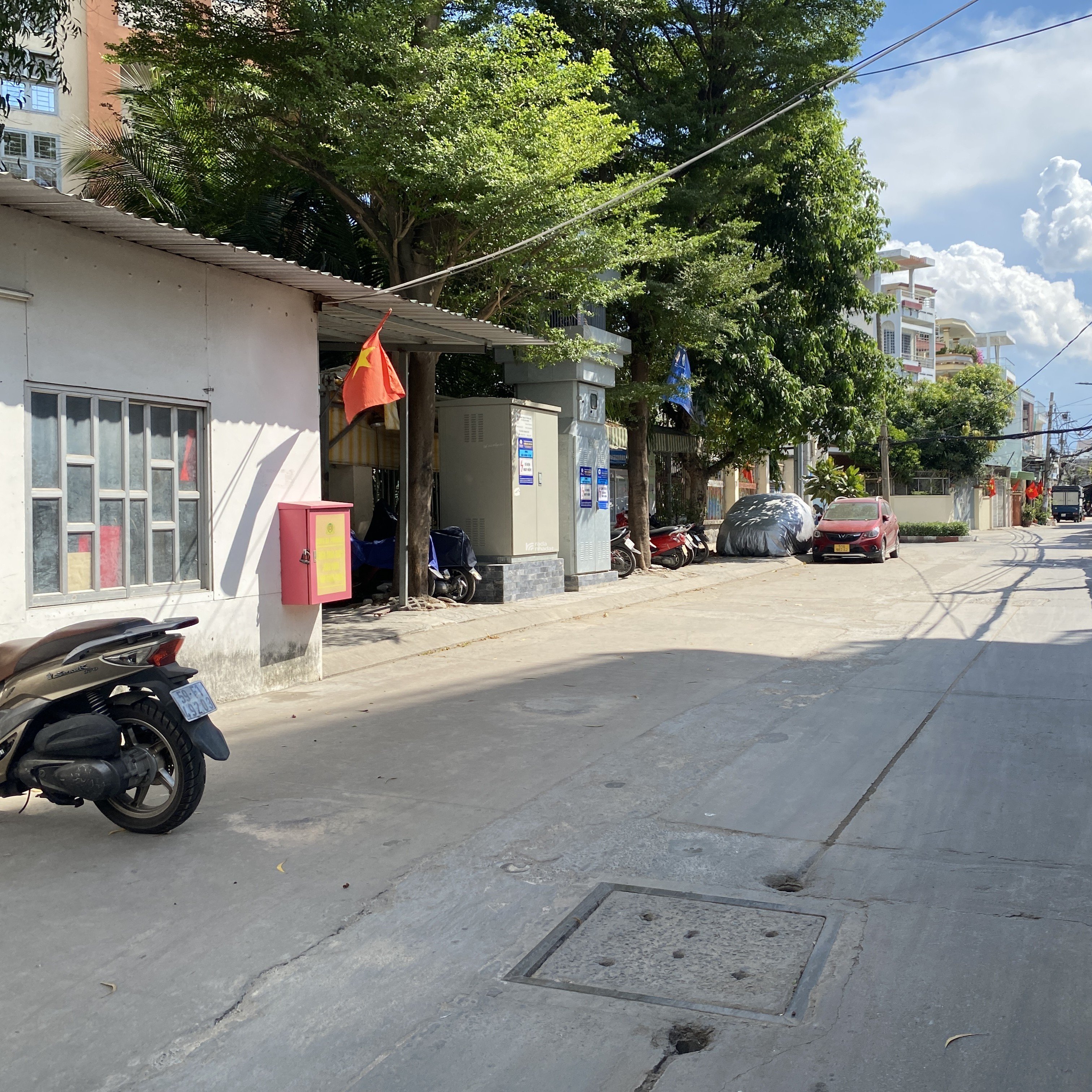 Bán nhà chính chủ đang cho thuê Thu nhập ổn định, HXH Lạc Long Quân 4.3x15.7m 