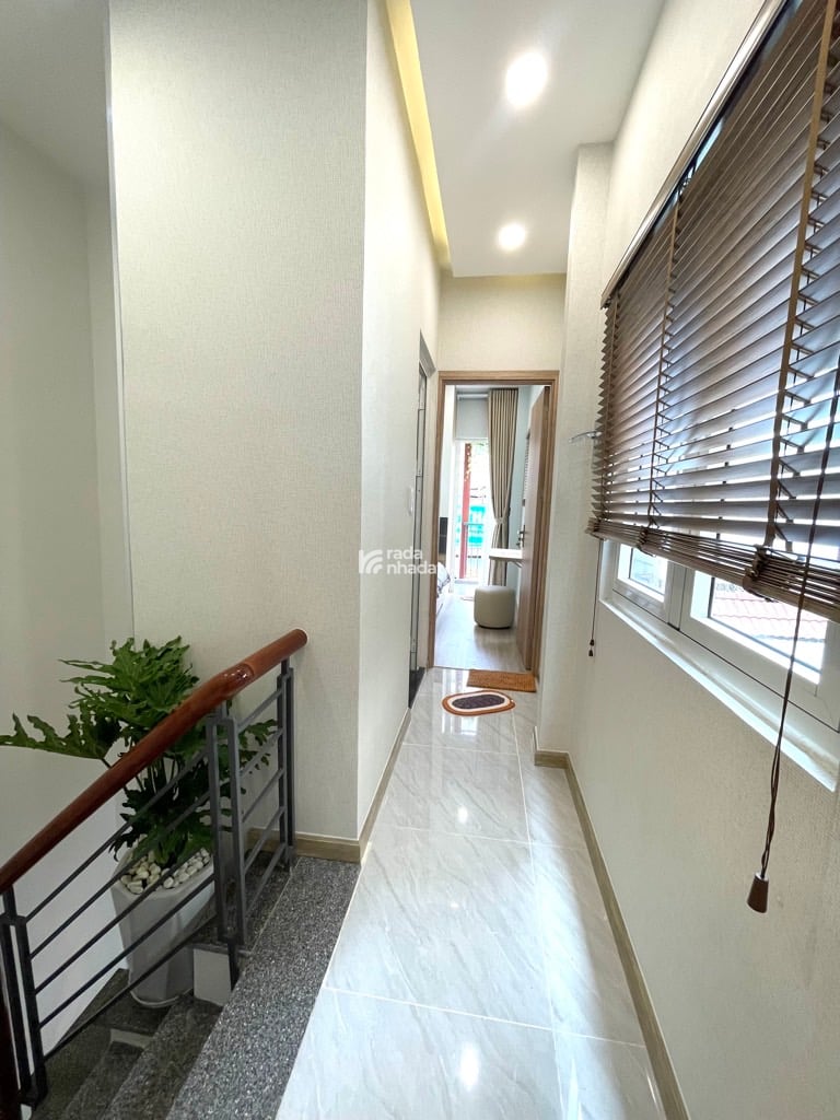 MẶT TIỀN KD NGUYỄN TRỌNG TUYỂN, PHÚ NHUẬN, 25M2 CÓ KC TIỆN CẢI TẠO. GIẢM 2T CHỈ CÒN 6.7T TL 