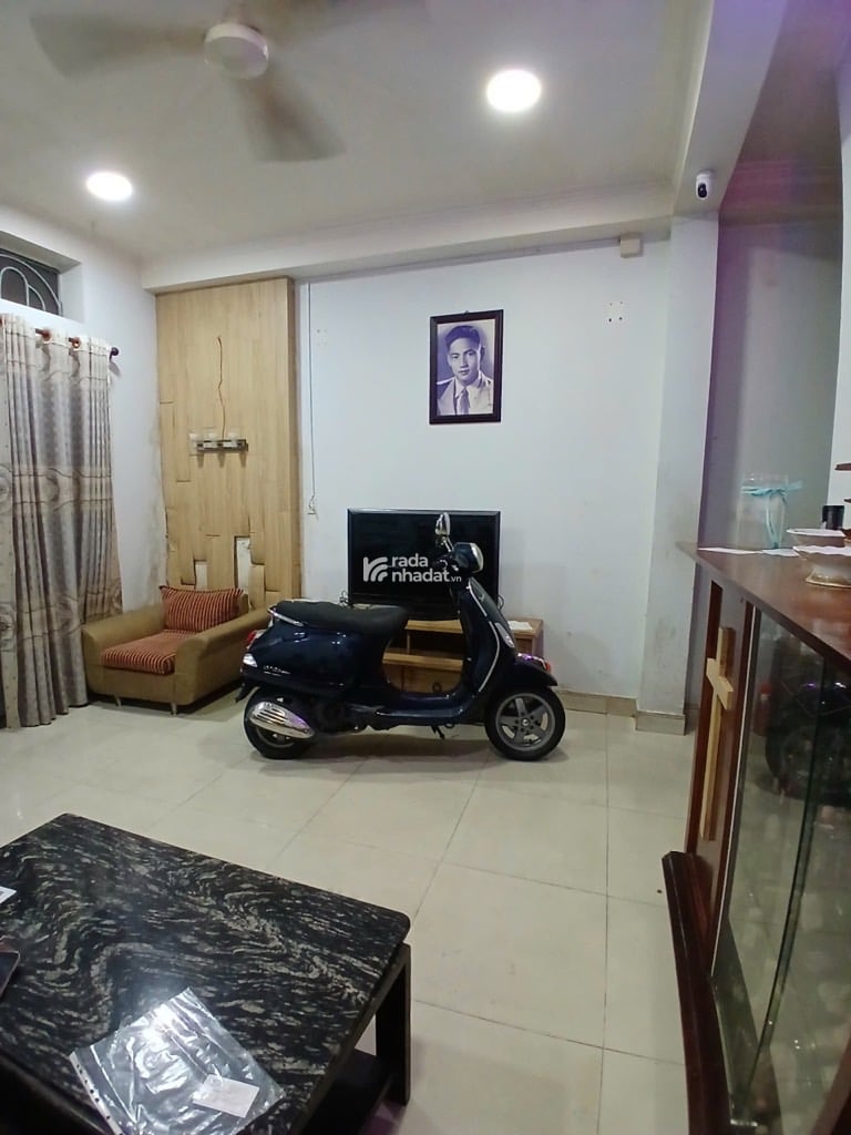 HẺM XE HƠI SÁT VÁCH. HOÀNG HOA THÁM, BÌNH THẠNH, 3 TẦNG MỚI Ở NGAY. GIẢM 550TR CHỈ CÒN 11T TL 