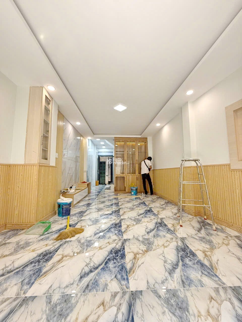 Bán nhà đẹp 2 lầu gần HXH đường Dương Bá Trạc P.2 Quận 8