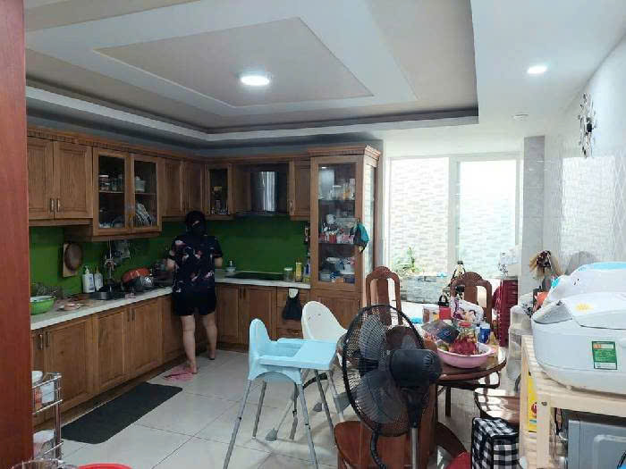 Nhà 5 tầng Nguyễn Sỹ Sách, 94m2, 4.2x22, cho thuê 30tr/th, Chỉ 9.5 Tỷ TL