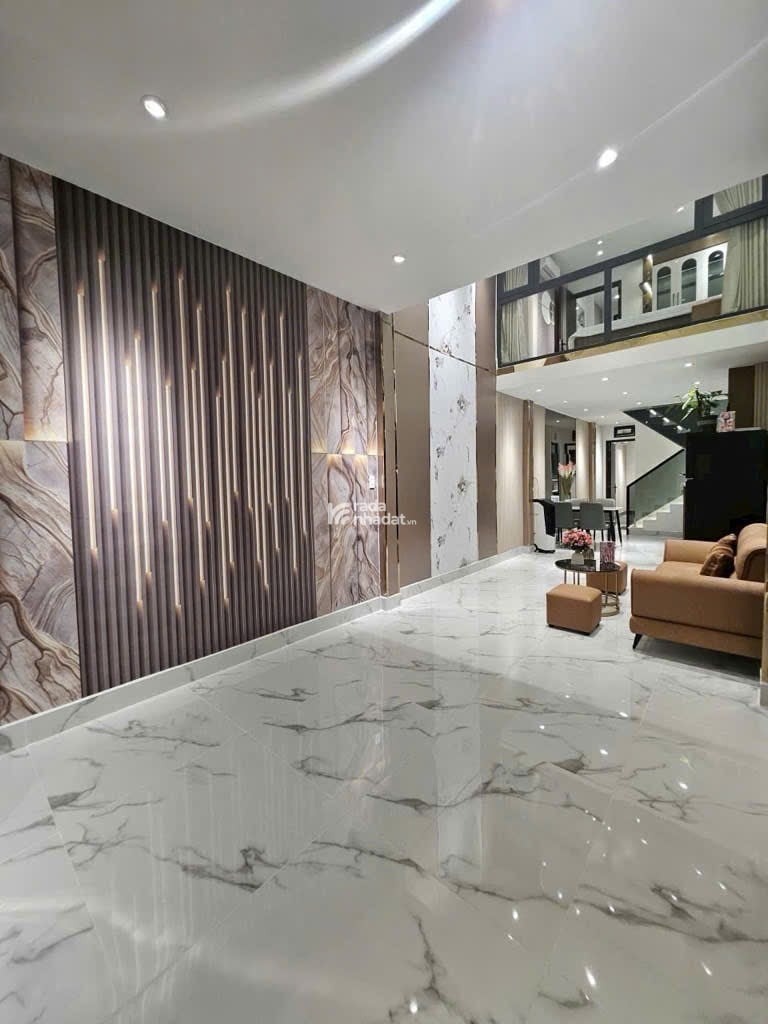 Nguyễn Sỹ Sách phường Tân Sơn (F15, Tân Bình), Tphcm.- Diện tích khủng 3m218m, Cn 55m2.