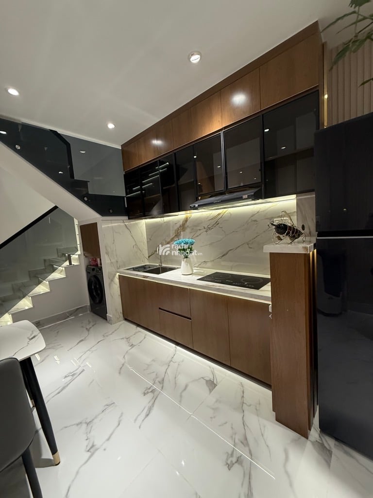 Nguyễn Sỹ Sách phường Tân Sơn (F15, Tân Bình), Tphcm.- Diện tích khủng 3m218m, Cn 55m2.