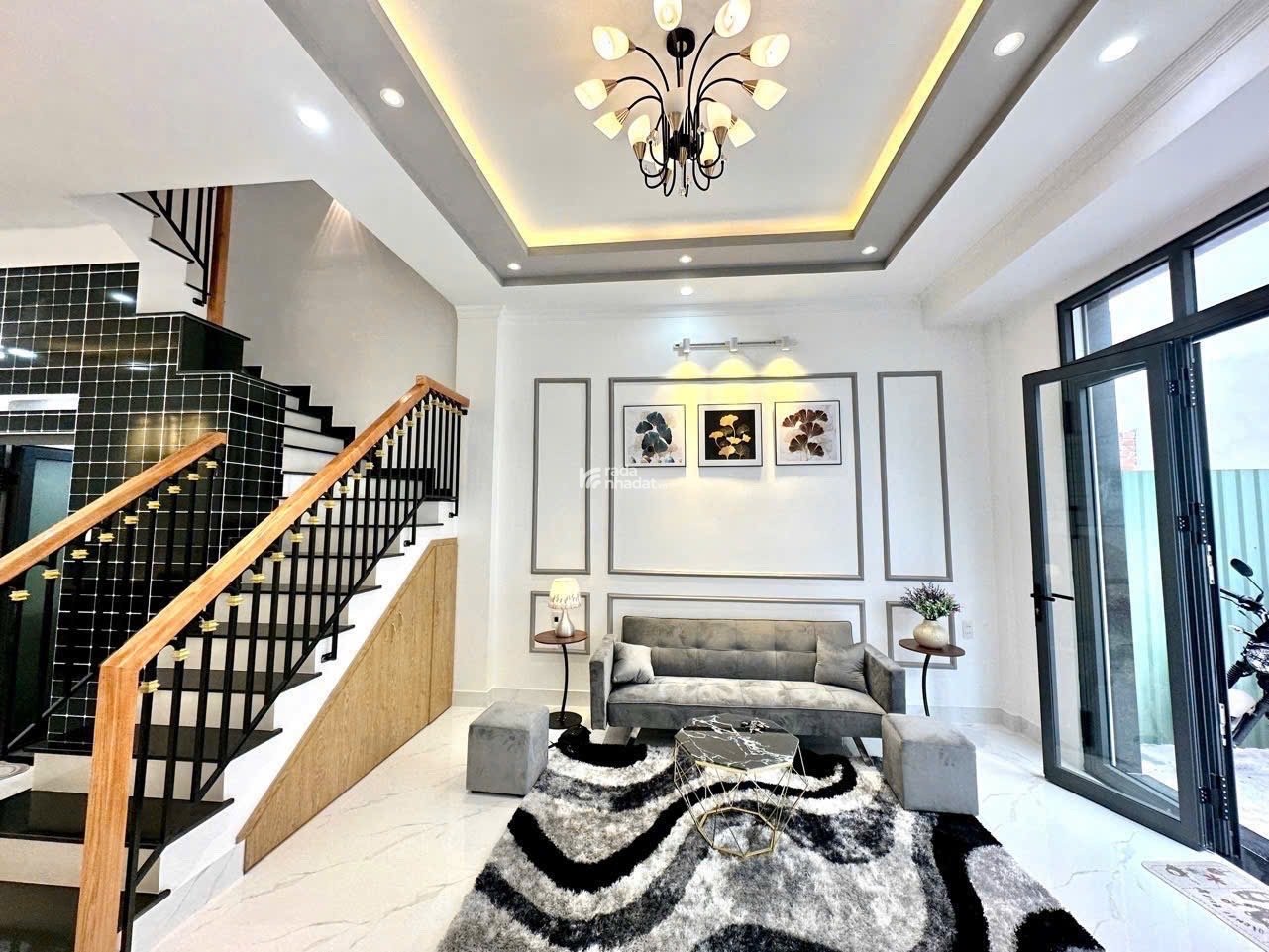 NGUYỄN THƯỢNG HIỀN P5 BT - SIÊU PHẨM 4 TẦNG - MỚI TINH TẶNG ĐẦY ĐỦ NỘI THẤT - Ô TÔ ĐỖ CỬA - 4 PN
