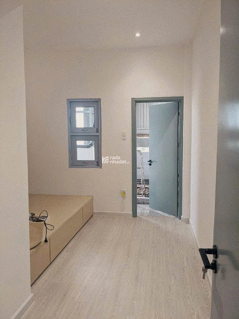 Nhỉnh 5tỷ - 80MV - hẻm ôtô tới cửa - nhà đẹp ngay KCX Tân Thuận