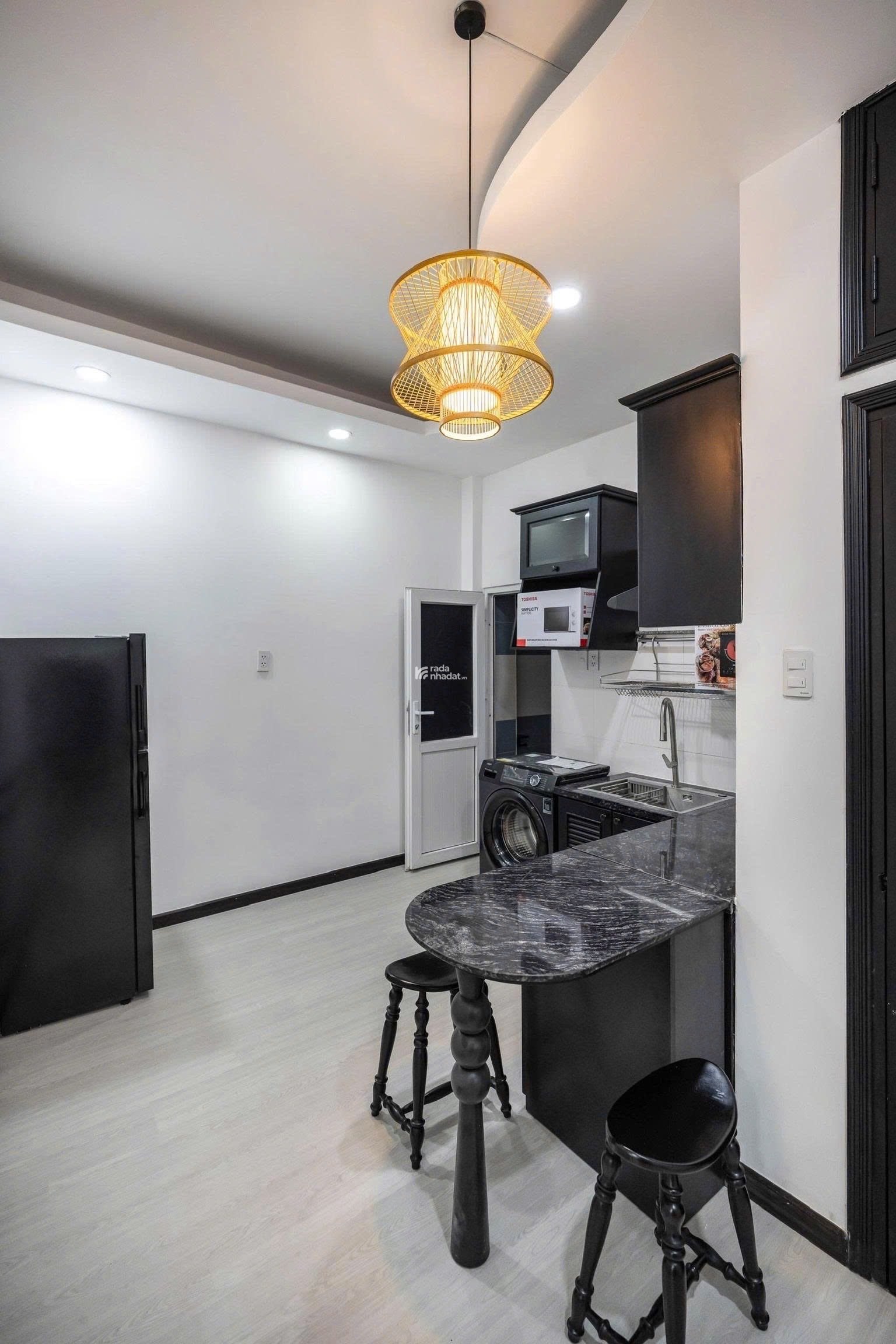 CĂN HỘ STUDIO LUXURY MỚI KENG NGAY TRUNG TÂM QUẬN 3