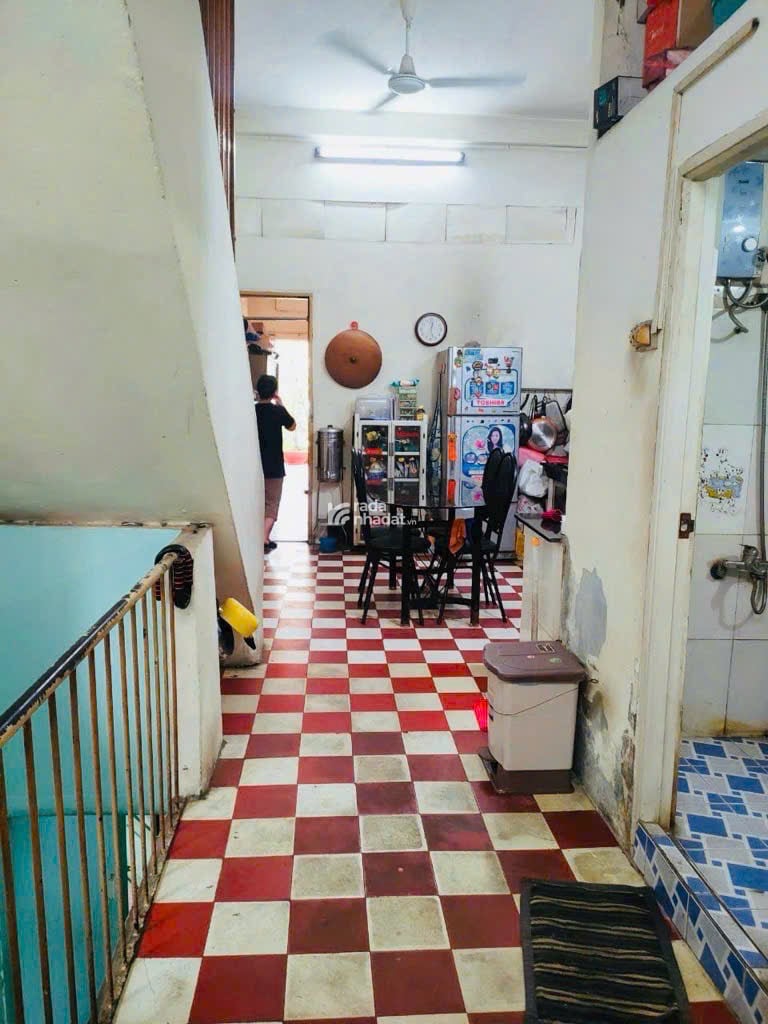MẶT TIỀN NGÔ QUYỀN QUẬN 10 - 4 TẦNG - 60M2 - 10.2 TỶ TL