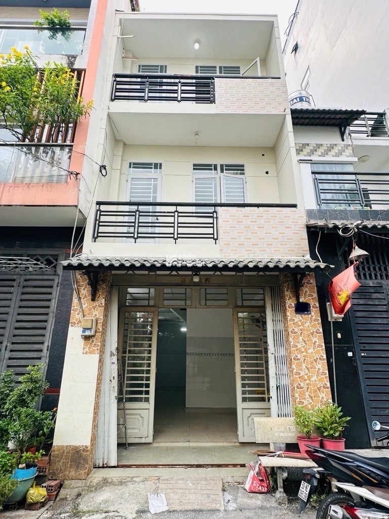 MẶT TIỀN KINH DOANH NGAY LÊ VĂN QUỚI - ĐƯỜNG 8m - 4x10 - 3TẤM - 4PN - CHỈ 6 TỶ HƠN .