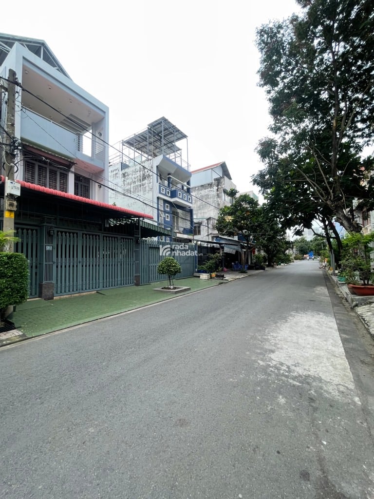 GIÁP QUẬN 8- KDC BÌNH HƯNG - BÌNH CHÁNH- DT: 6*18M- 11 TỶ 2