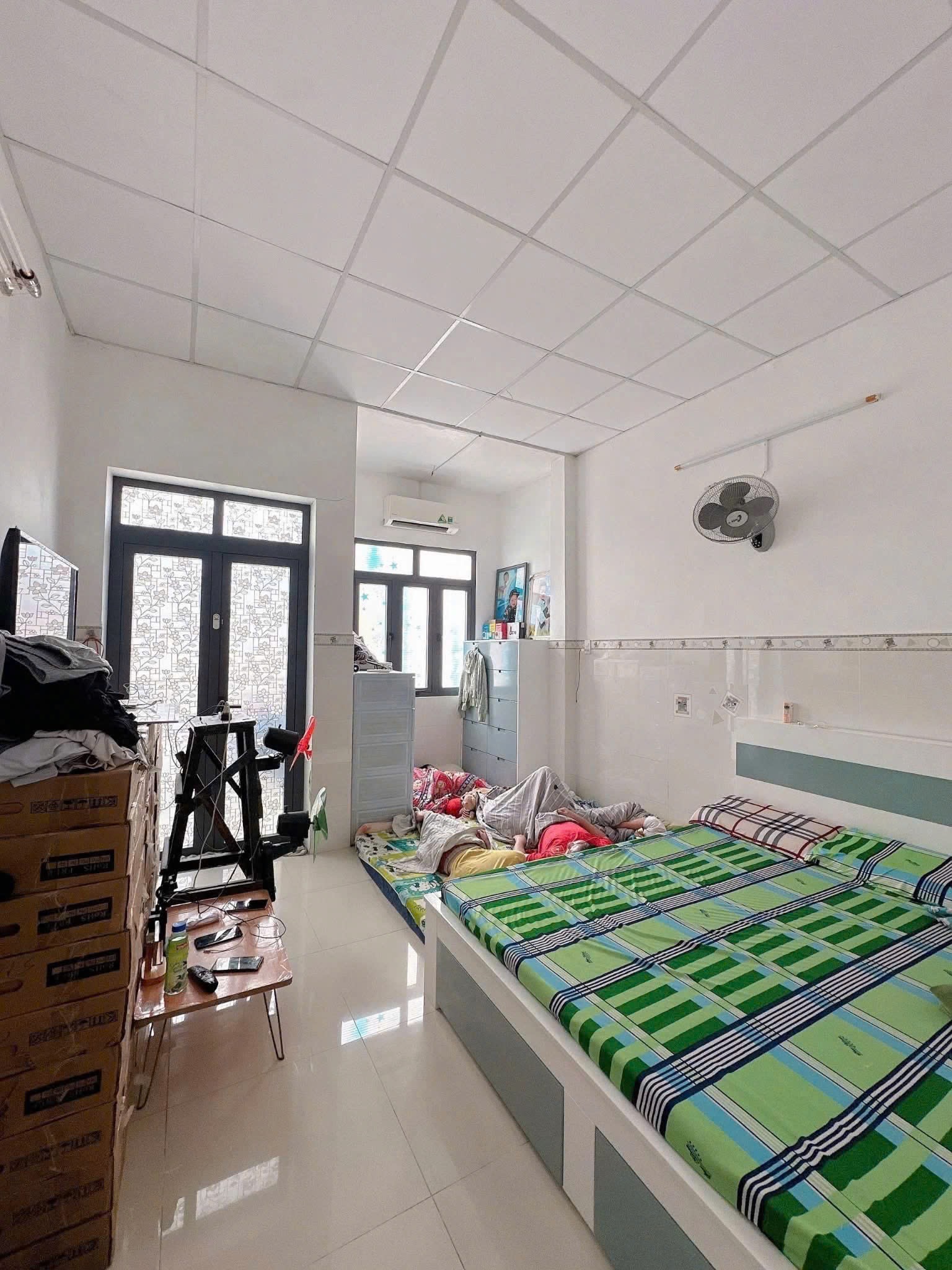 Bán nhà riêng tại Võ Văn Tần, GIÁ 3TỶ680 35m2, 2PN, 2WC, chính chủ, view đẹp