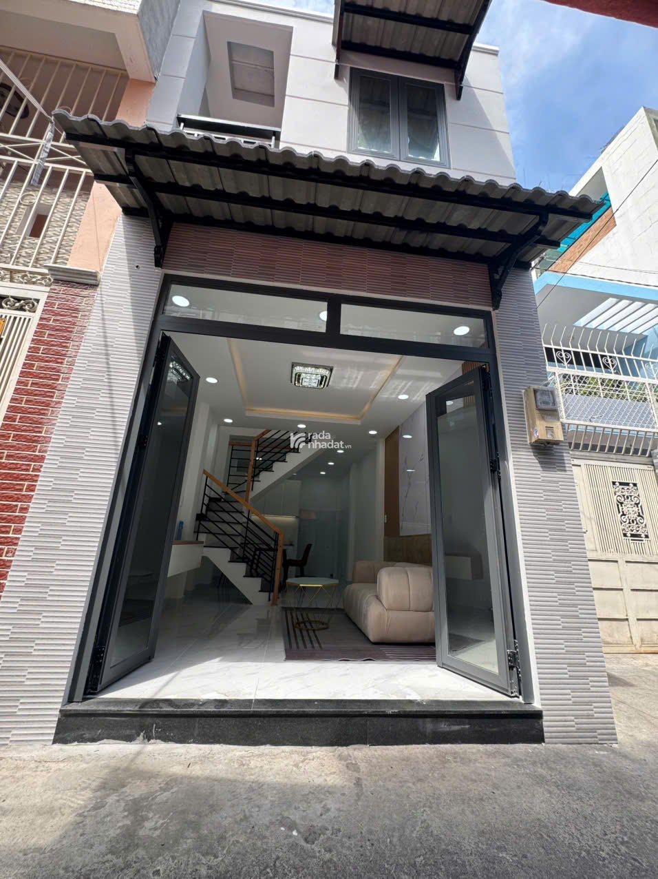 CHÍNH CHỦ BÁN NHÀ HXH BÙI ĐÌNH TUÝ 3.3x9m 2PN GIÁ 4.4 TỶ