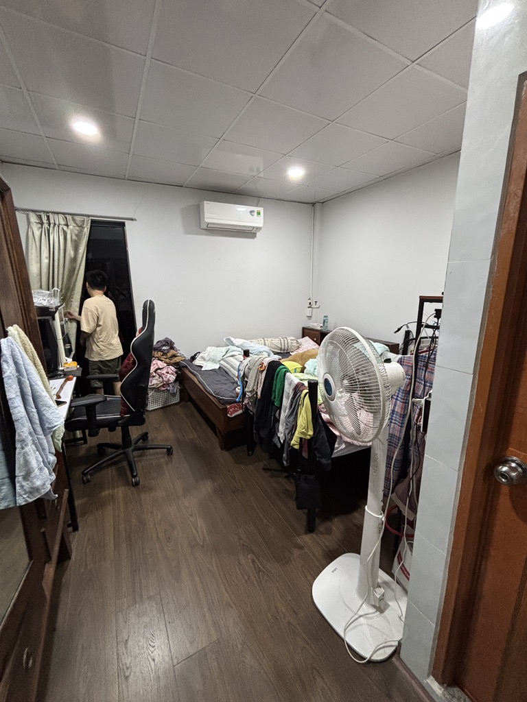 MẶT TIỀN KINH DOANH ĐA NGÀNH - 66M2 - 4 TẦNG BTCT - NGAY CC HUỲNH VĂN CHÍNH - SÁT CHỢ