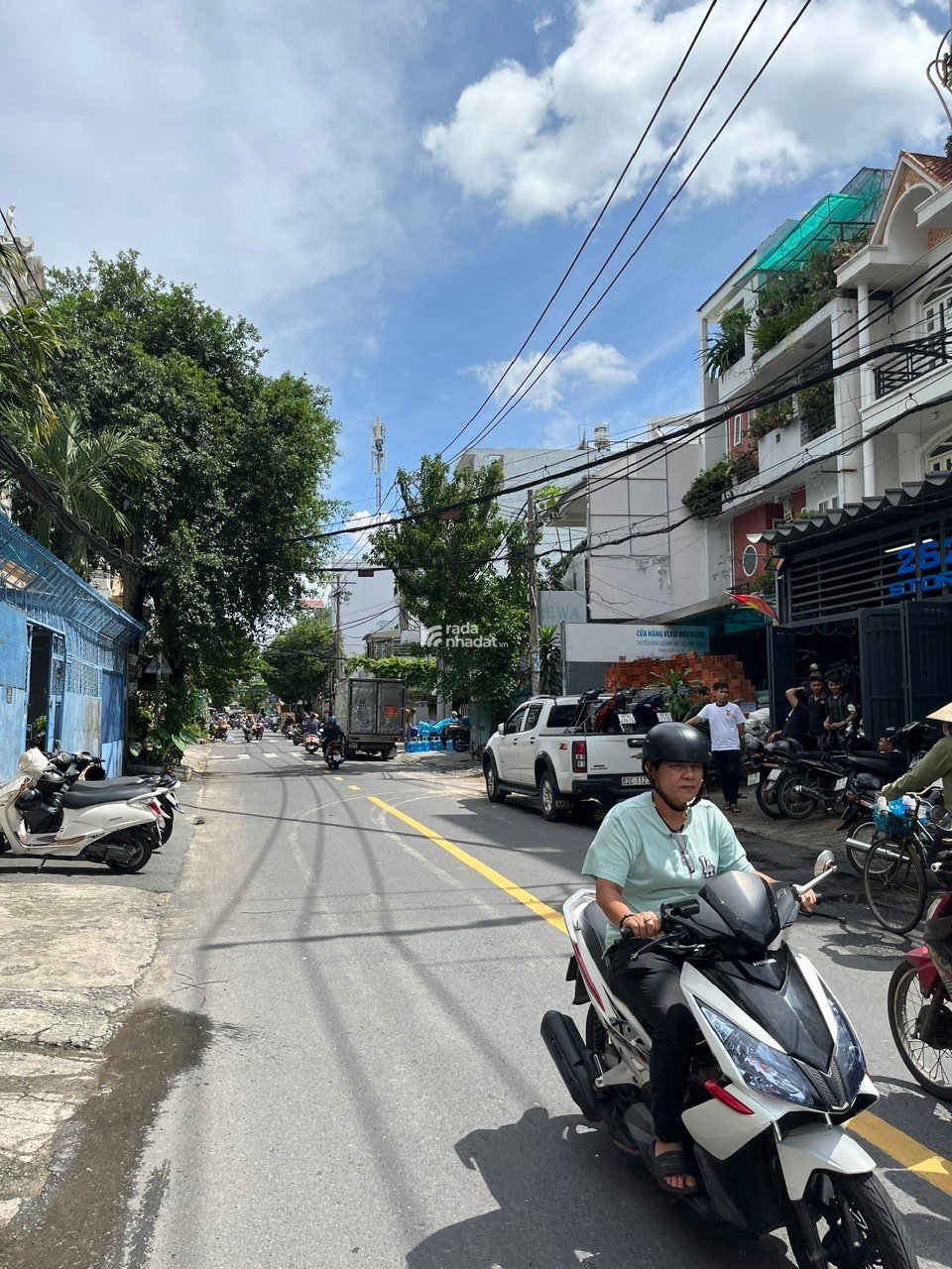 Căn góc 2 mặt tiền đường Lũy Bán Bích. Q Tân Phú. 4,3x15m. Giá: 16 Tỷ