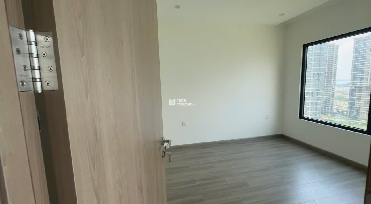 Săn căn HIÊM gia hơi 2PN View tâm cao cưc đinh, CHU CHUYÊN CÔNG TAC!
