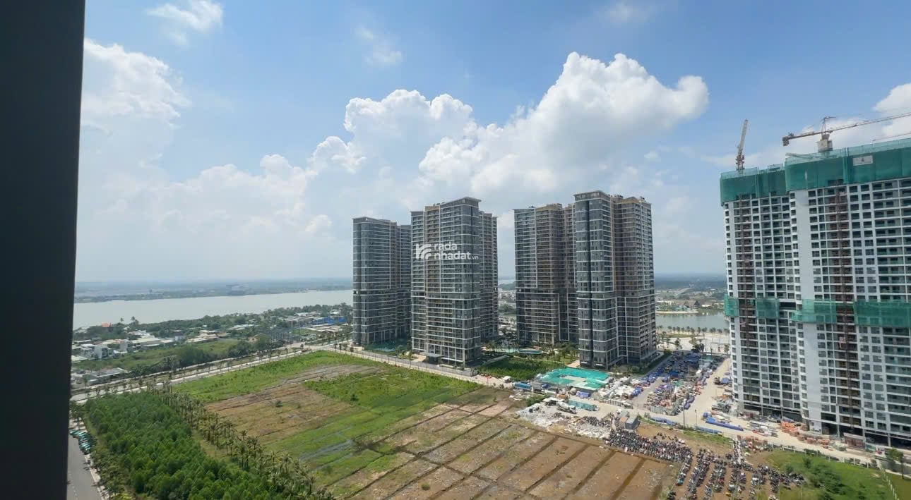 Săn căn HIÊM gia hơi 2PN View tâm cao cưc đinh, CHU CHUYÊN CÔNG TAC!