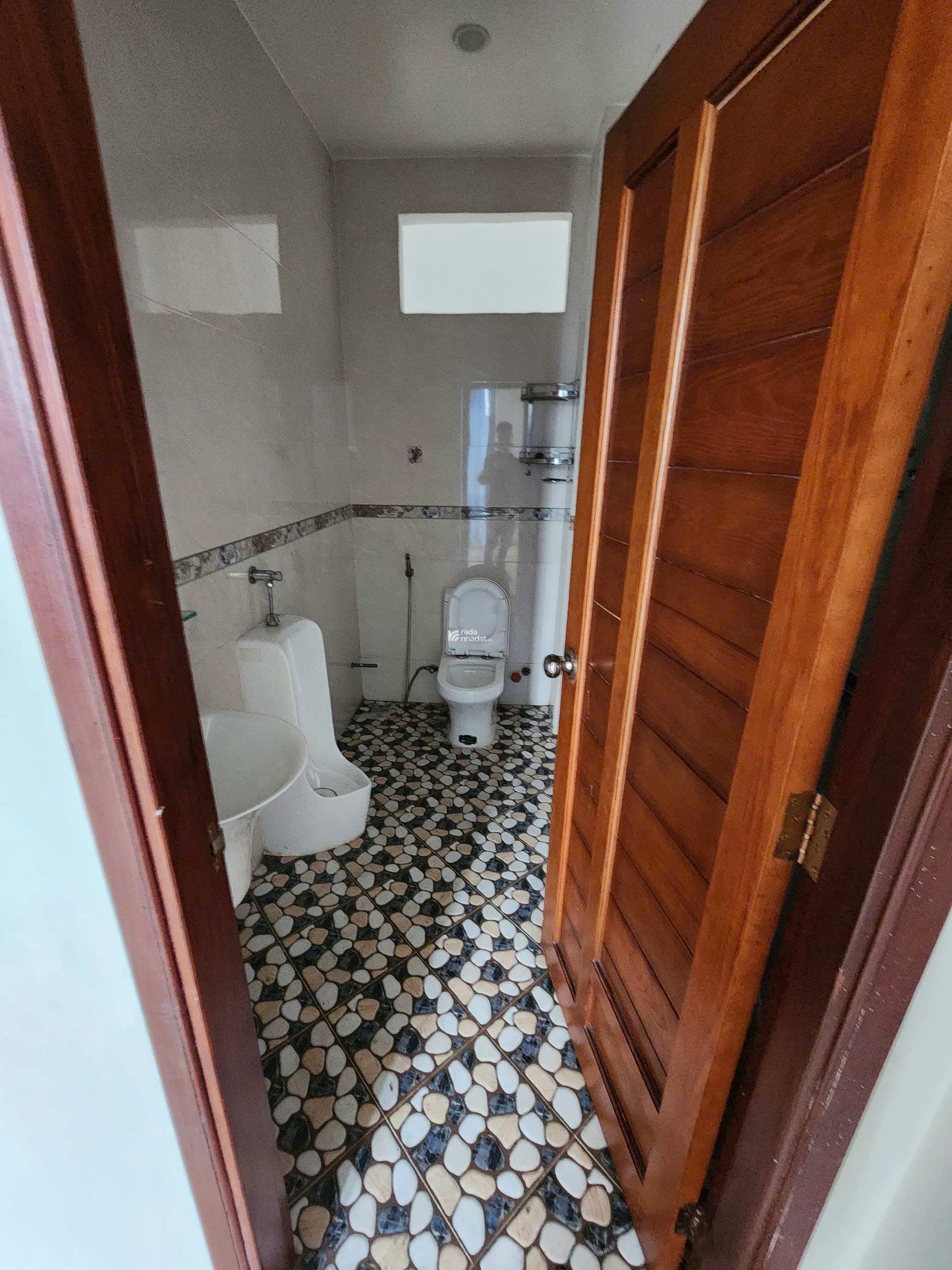 BÁN NHÀ ĐƯỜNG NGUYỄN VĂN QUÁ, HẺM THÔNG XE TẢI, 7X8M, 4 PHÒNG NGỦ