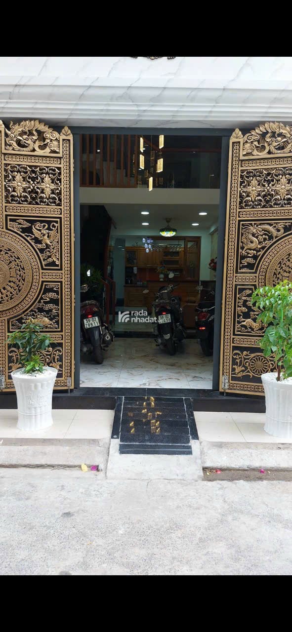 Siêu phẩm hẻm xe hơi Thành Thái quận 10 (DT 5x16,5m) 5 tầng thang máy tiện ở liền