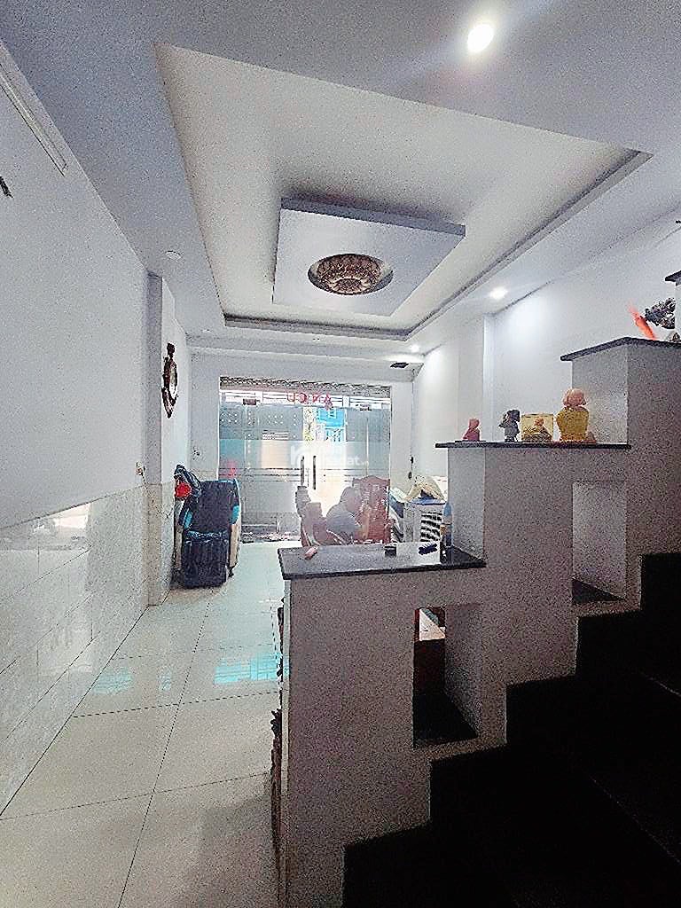 bán nhà 2 mặt tiền kinh danh đường số 5 bình hưng hoà