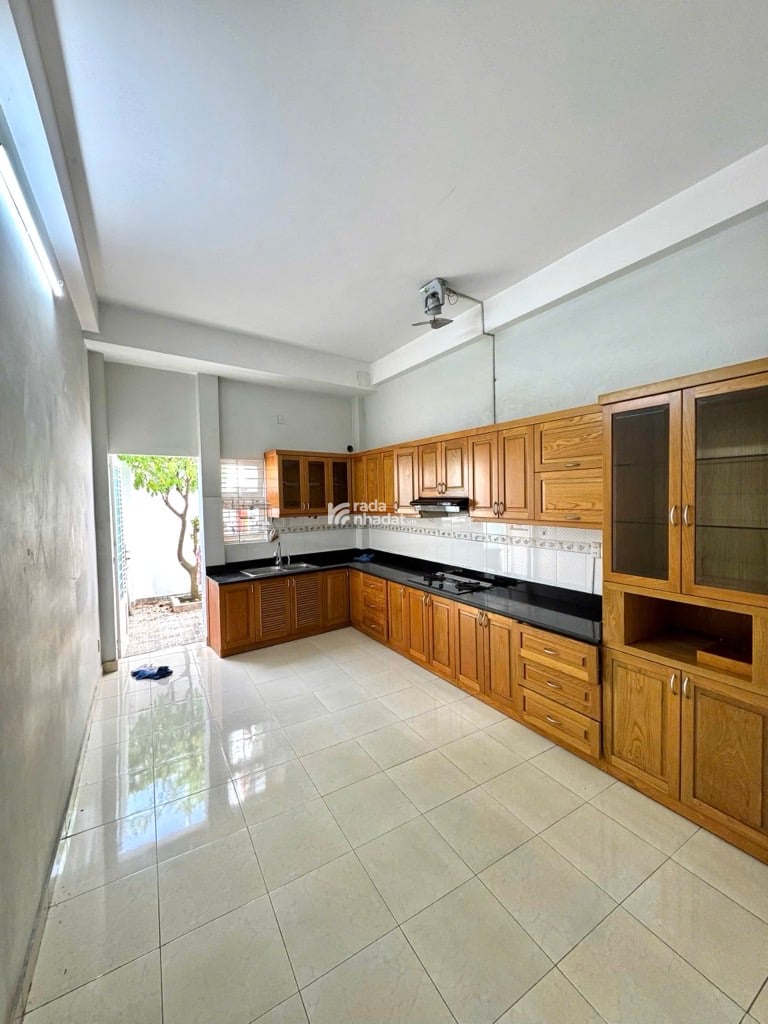 HẺM XE HƠI SÁT VÁCH. HOÀNG HOA THÁM, BÌNH THẠNH, 3 TẦNG MỚI Ở NGAY. GIẢM 550TR CHỈ 11.5T TL