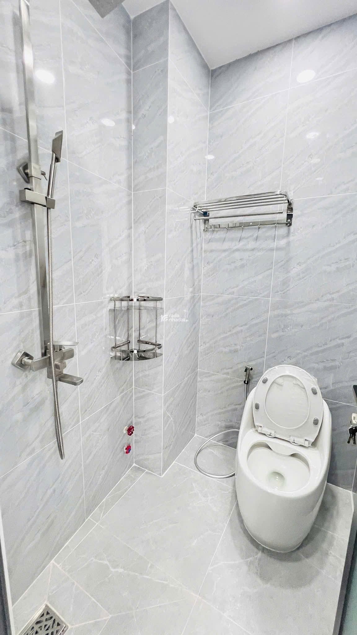 NHÀ PHỐ 4 TẦNG 6x10M - CÓ THANG MÁY - TÂN THỚI HIỆP 15 - QUẬN 12